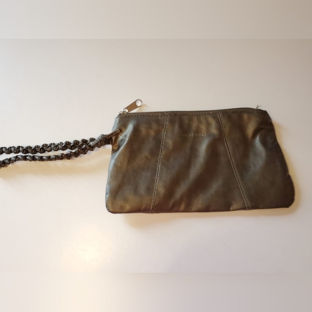Steve Madden Metallic Geeen Wristlet Clutch - Picture 3 of 9